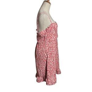 Princess Polly Floral Red and White Min